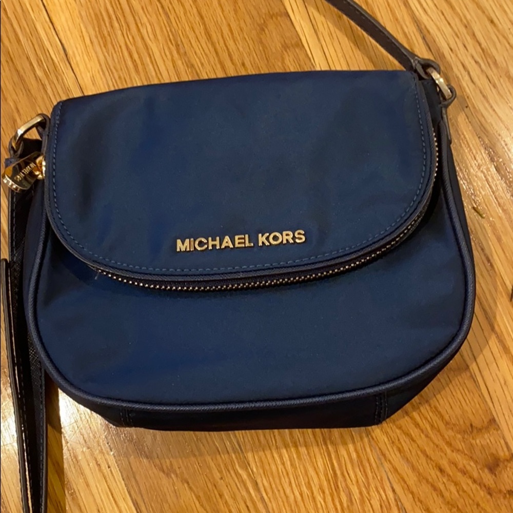 Michael Kors crossbody purse